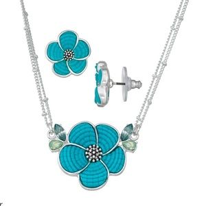 Turquoise Floral Pendant Necklace & Stud Set